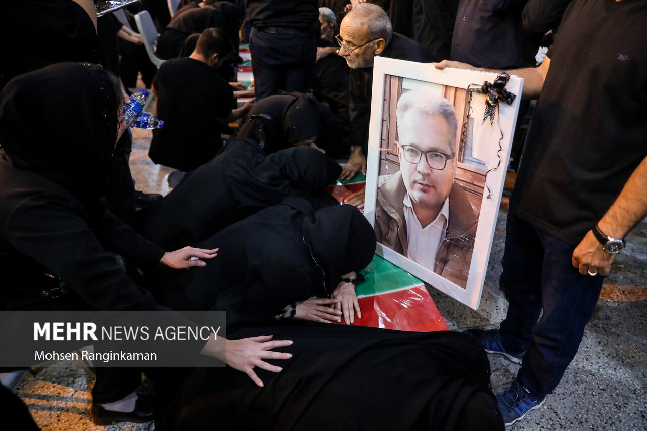 تشییع و تدفین پیکر شهدای حملات رژیم صهیونیستی در تهران