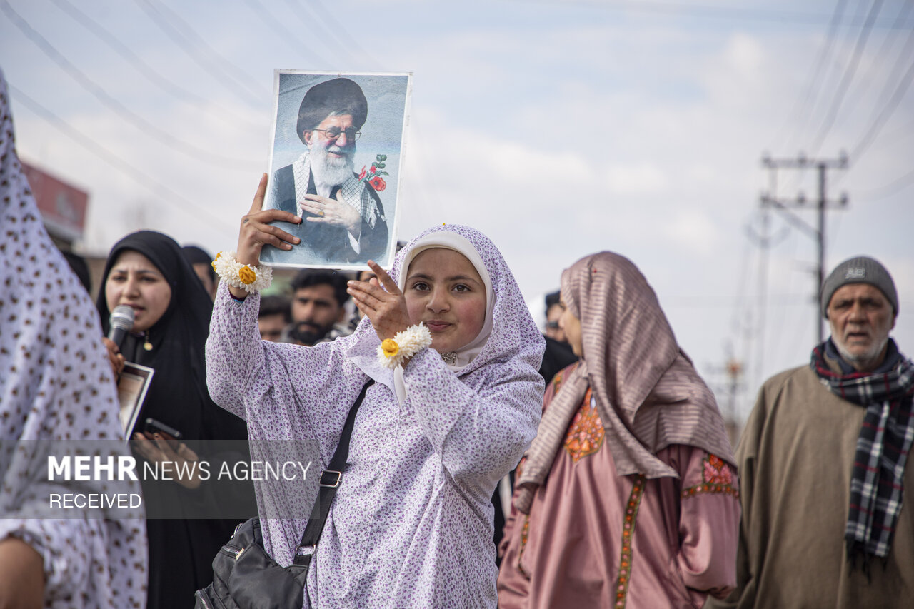 راهپیمایی کشمیری‌ھا در حمایت از رهبر معظم انقلاب