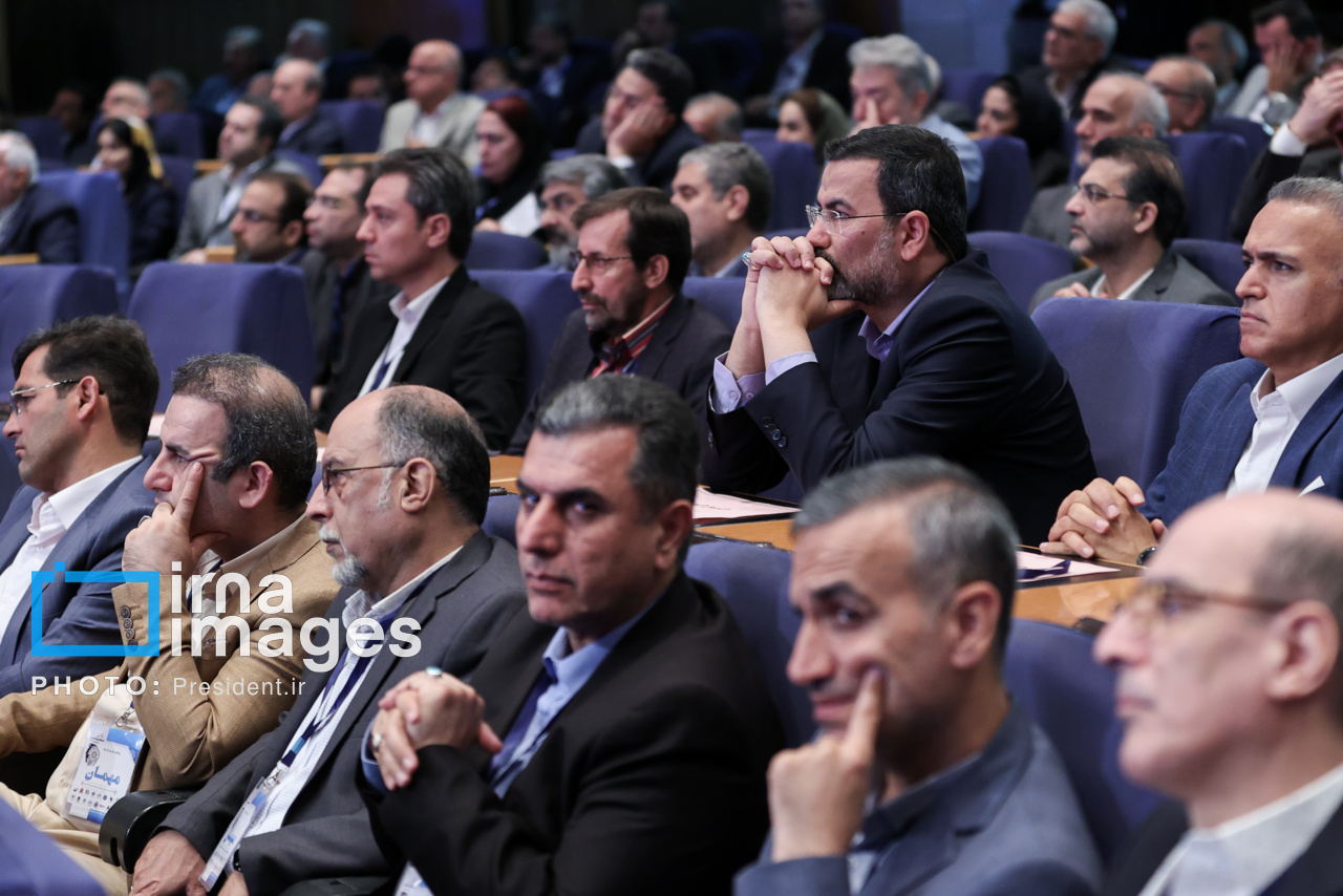 تجلیل از صنعتگران برتر کشور با حضور پزشکیان