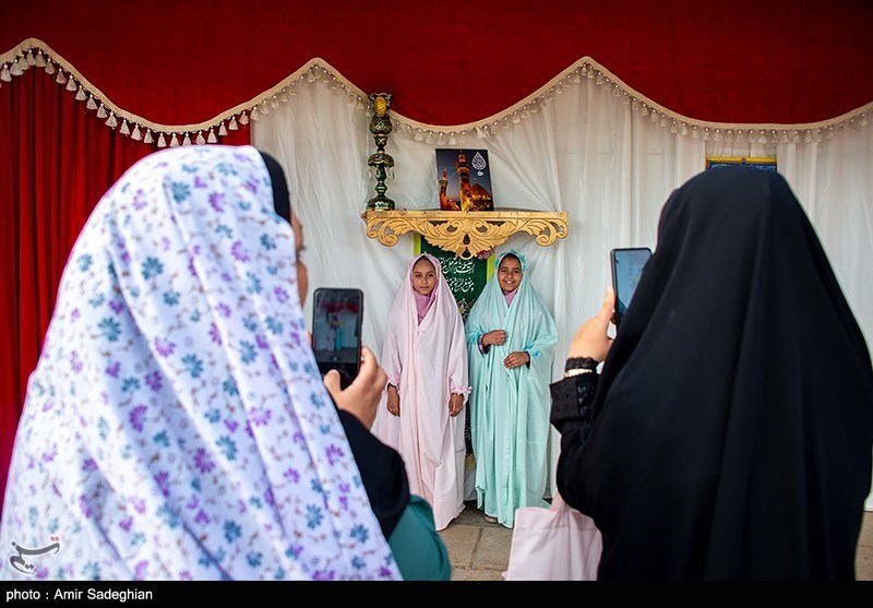 جشن روزه اولی ها در حرم مطهر حضرت شاهچراغ (ع)