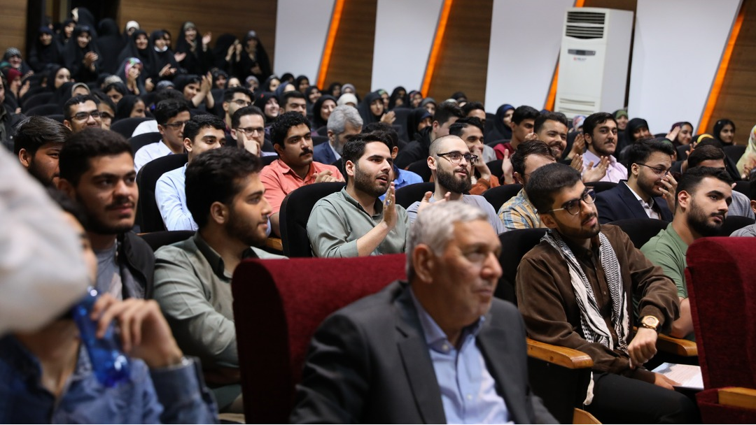 نشست صمیمانه تشکل های دانشجویی استان گلستان با قالیباف