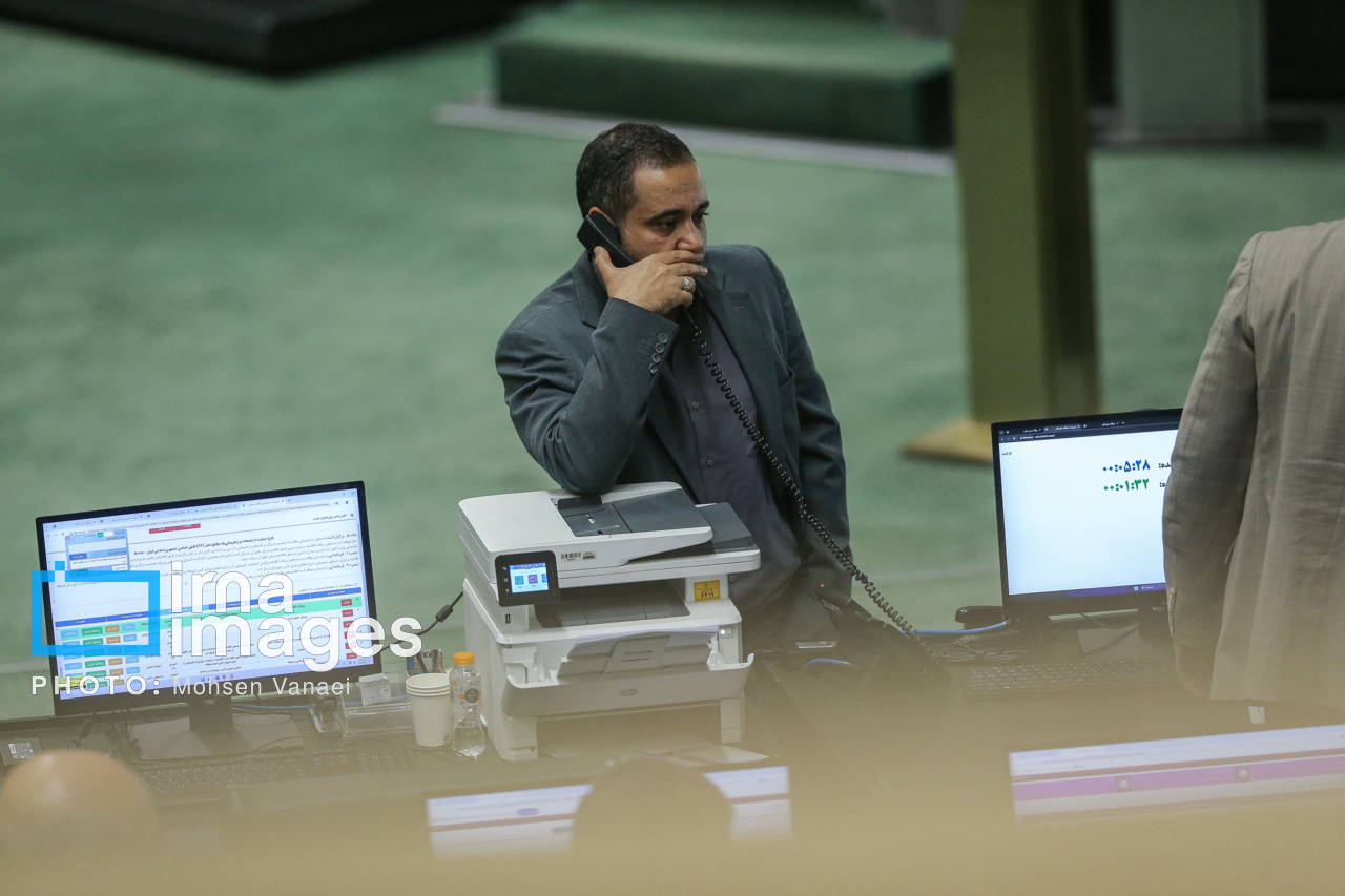 جلسه علنی مجلس 