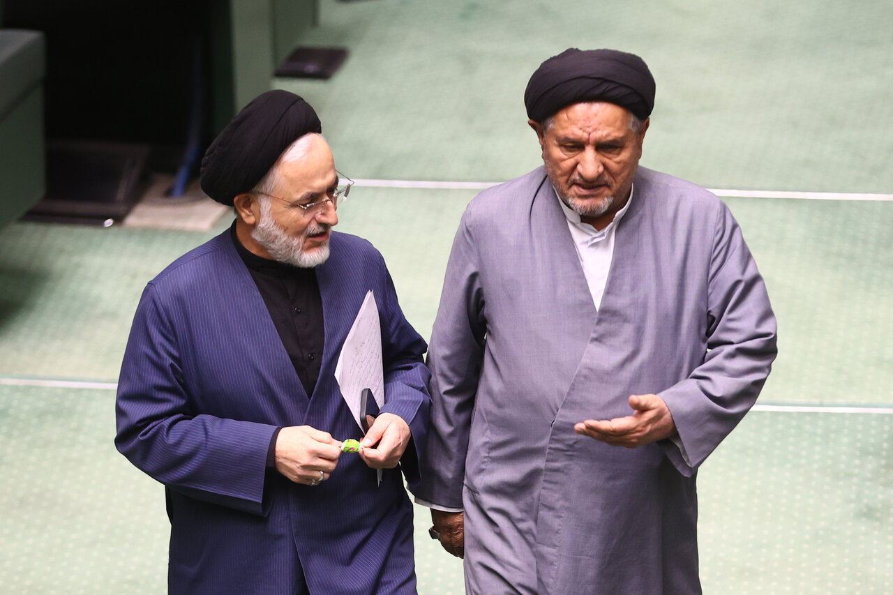 نشست علنی سه شنبه ۴ آذرماه مجلس