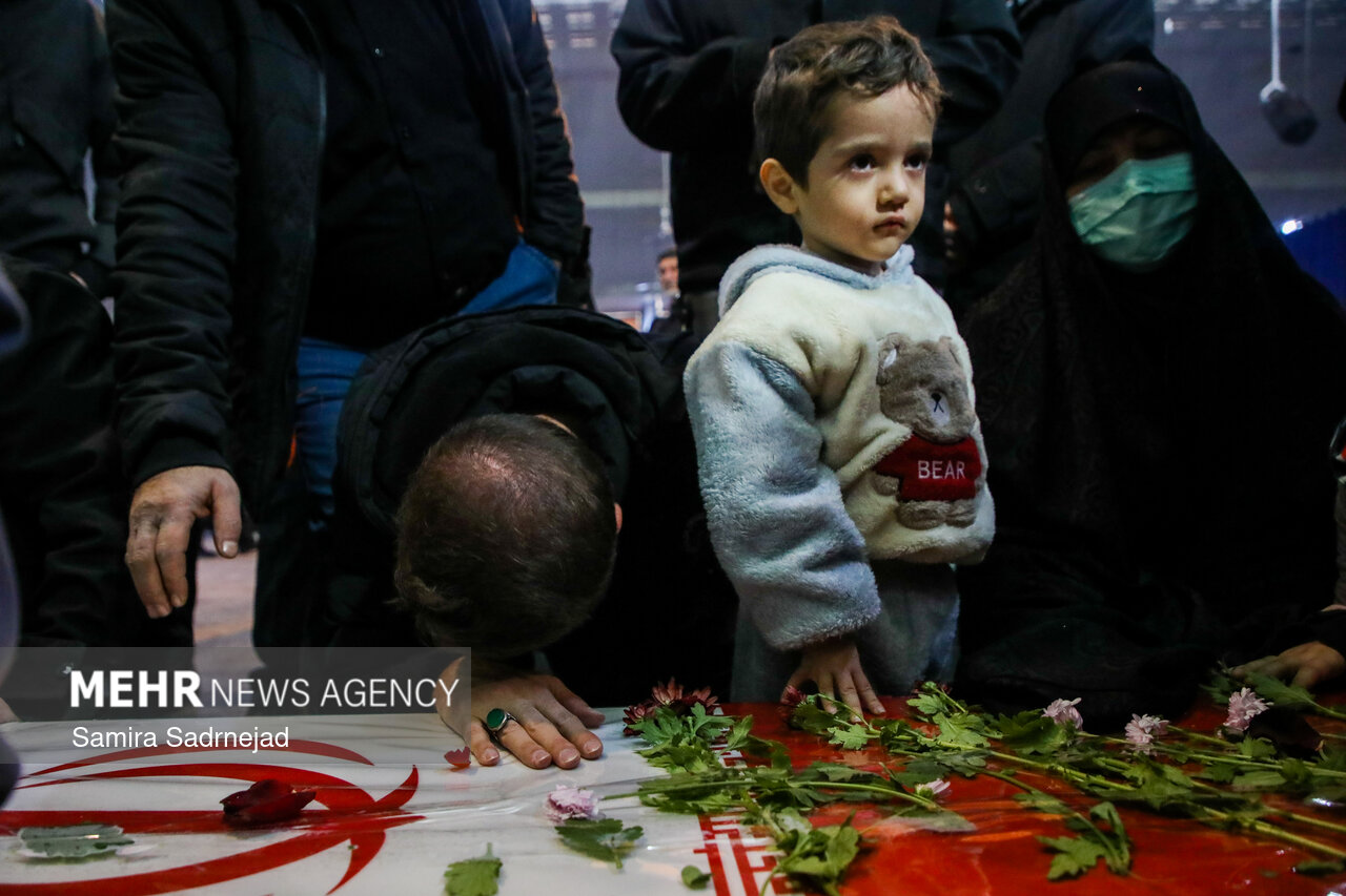 تشییع پیکر شهدای اغتشاشات