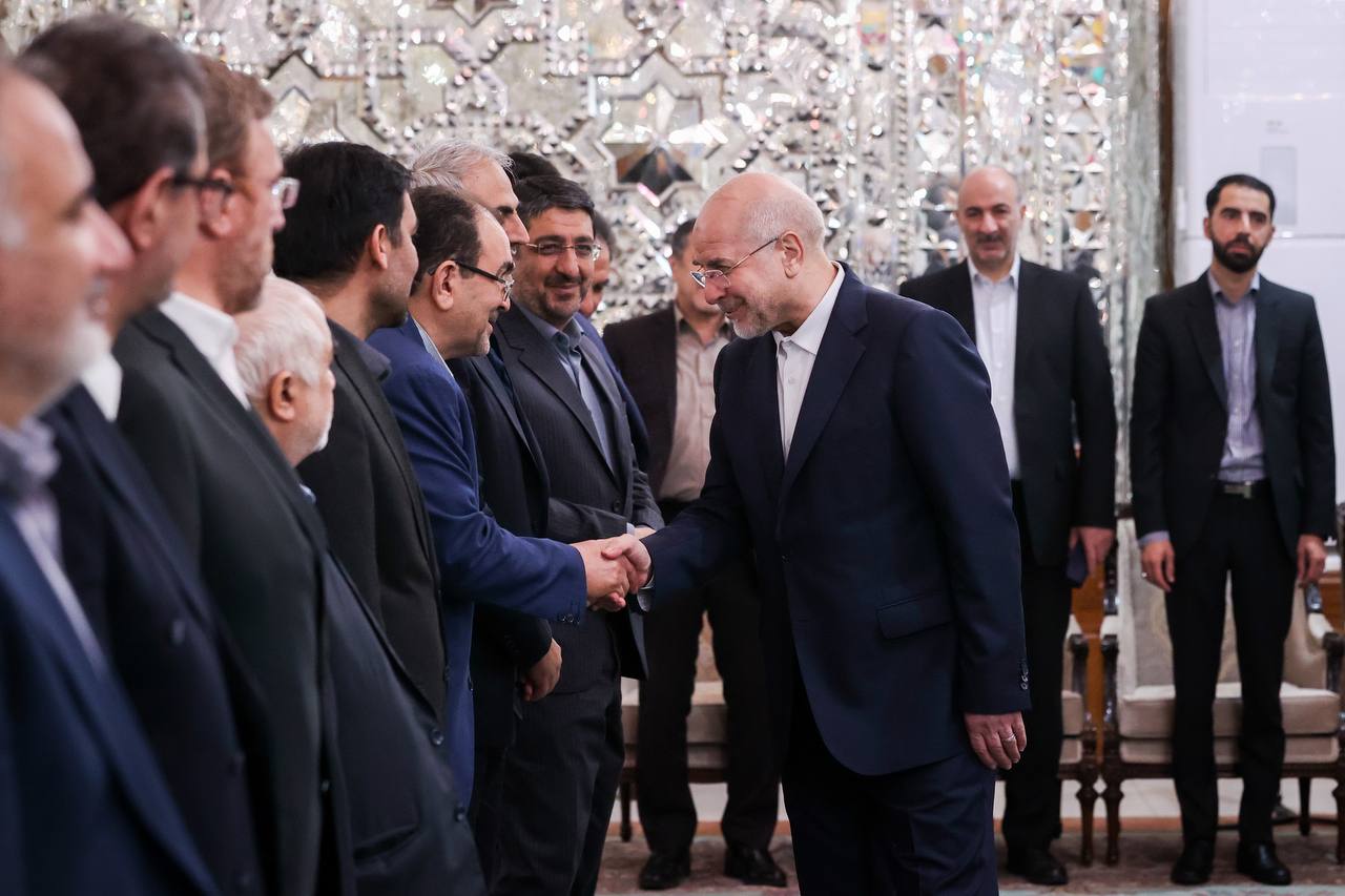 دیدارهای نوروزی جمعی از مسئولان نظام با قالیباف