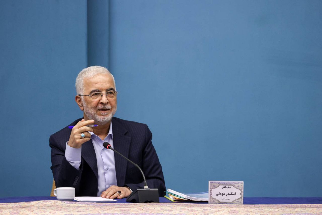  حضور قالیباف و پزشکیان در نشست با استانداران  