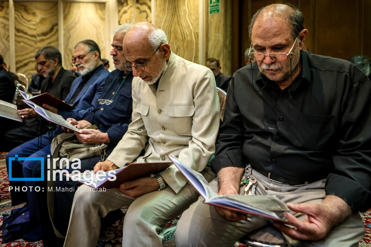 قالیباف و پزشکیان در مجلس ترحیم احمد توکلی