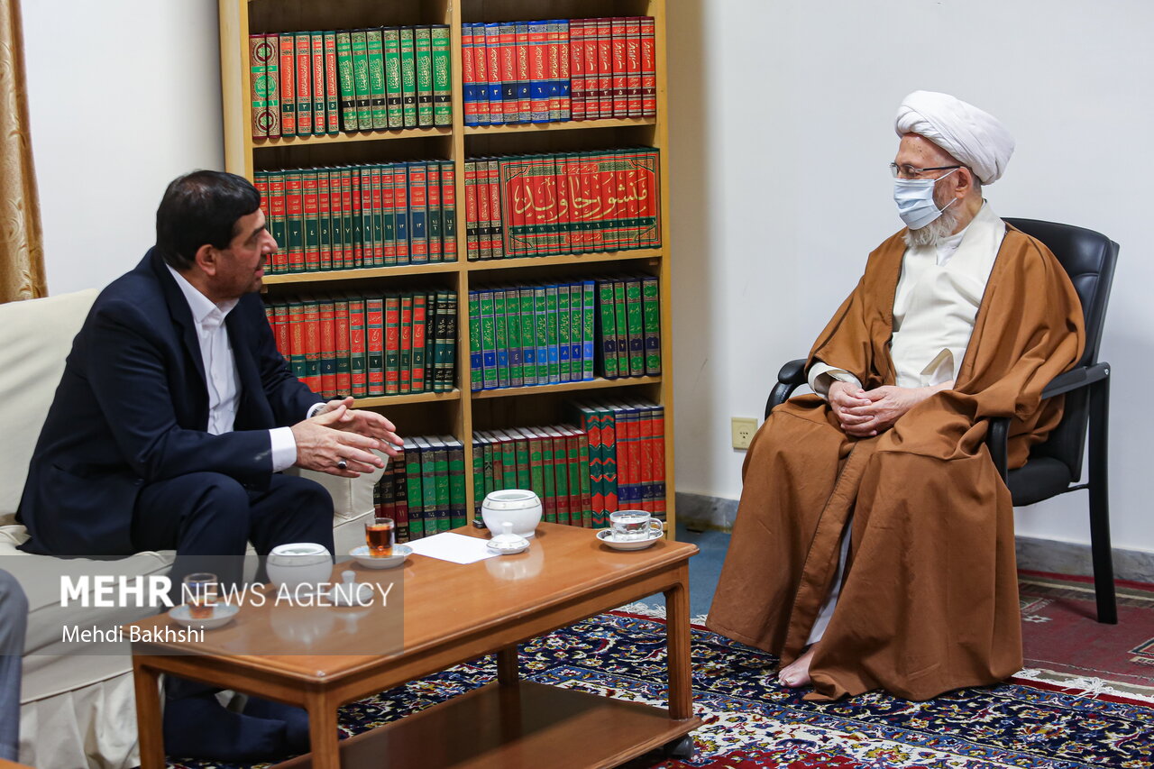 دیدار مخبر با مراجع و علمای قم در سفر یک روزه