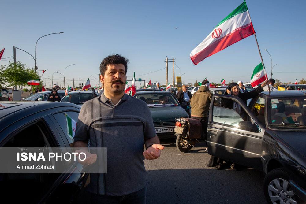 راهپیمایی خودرویی مردم قم