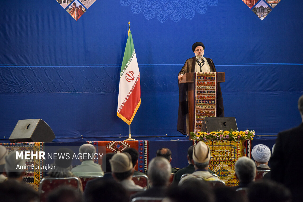 دیدار رئیس جمهور با اقشار مختلف مردم