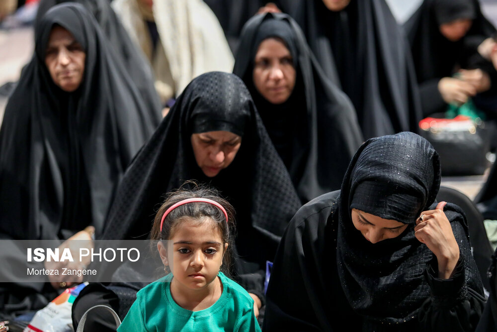 مراسم شیرخوارگان حسینی