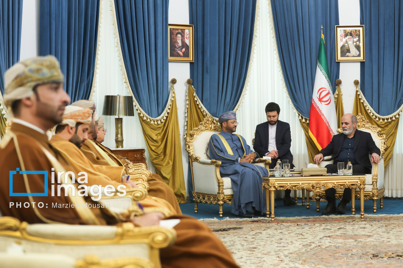 دیدار وزیر خارجه عمان با دبیر شورای عالی امنیت ملی