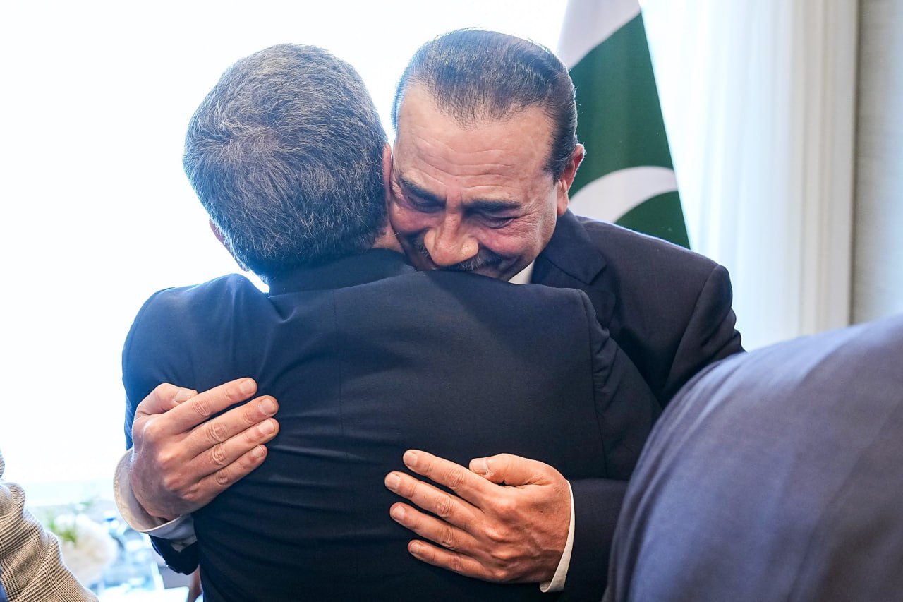 دیدار نخست وزیر پاکستان با قالیباف