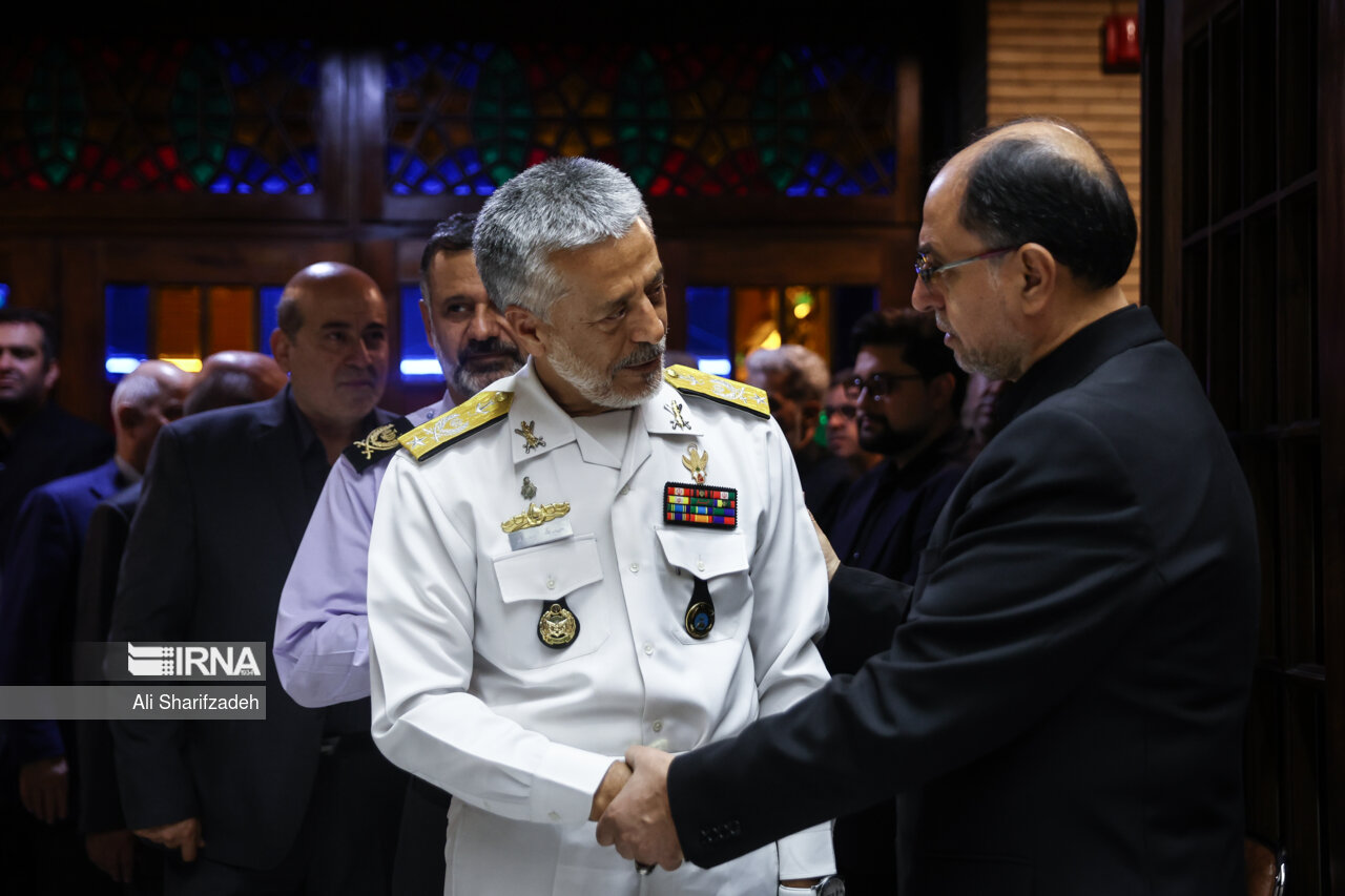 مراسم ترحیم والده «وحید حقانیان»