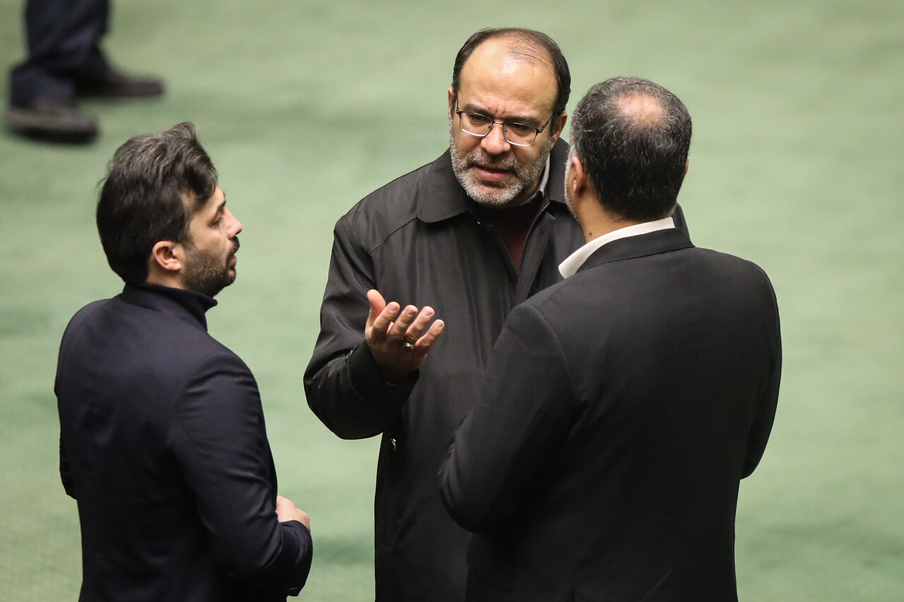 نشست علنی ۹ دی ماه مجلس