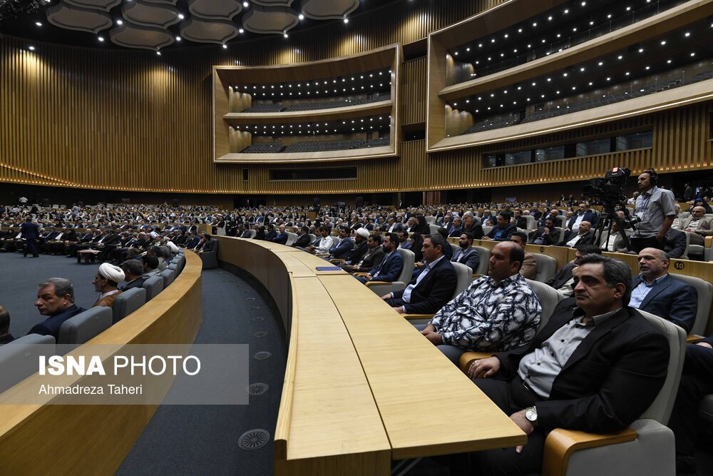 سفر رئیس جمهور به اصفهان