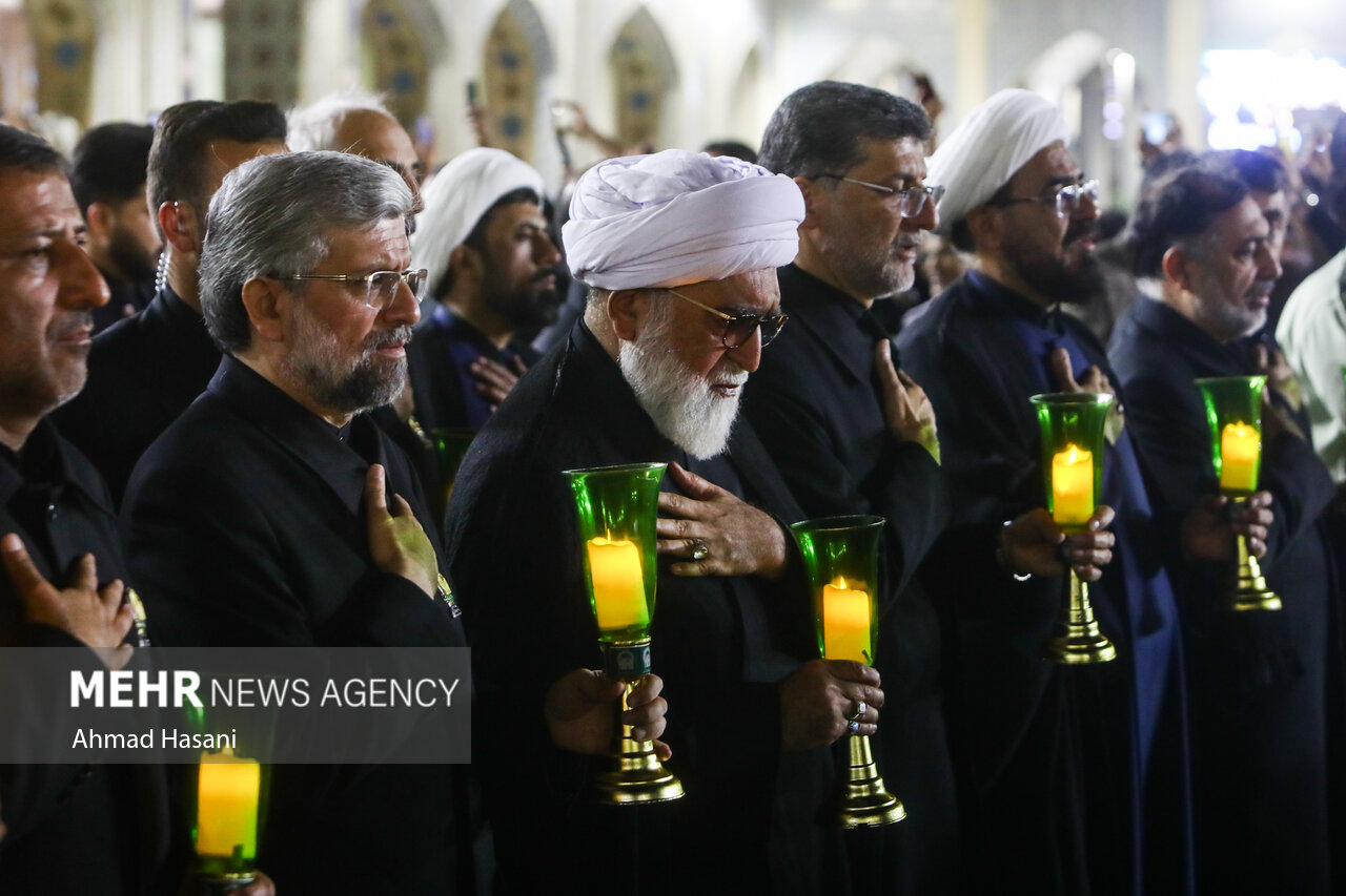 شام غریبان حسینی در حرم مطهر امام رضا(ع)