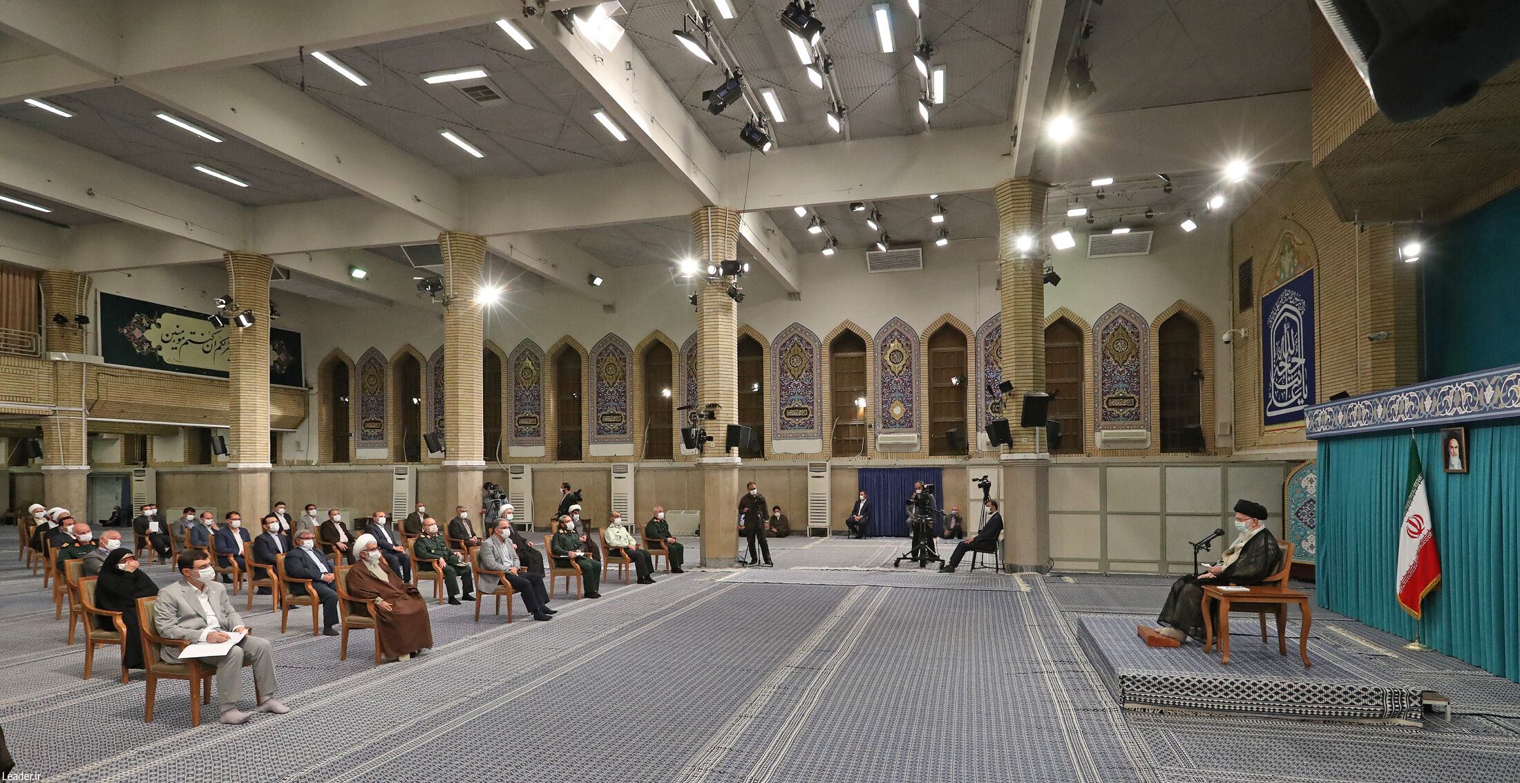 دیدار دست‌اندرکاران کنگره شهدای زنجان با رهبر انقلاب