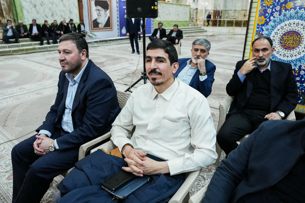 تجدید میثاق رئیس مجلس و نمایندگان با آرمان‌های امام(ره)