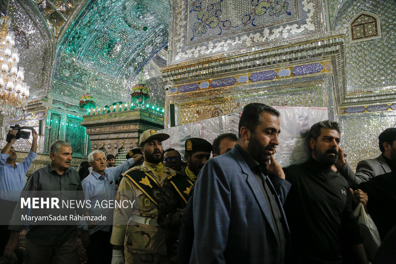 تشییع شهید مدافع امینت «سجاد جوکار» در حرم شاهچراغ (ع)