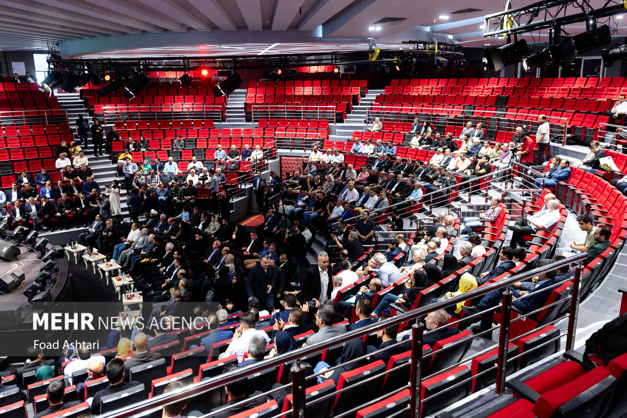 مراسم تجلیل از کشتی‌گیران مدال‌آور المپیک