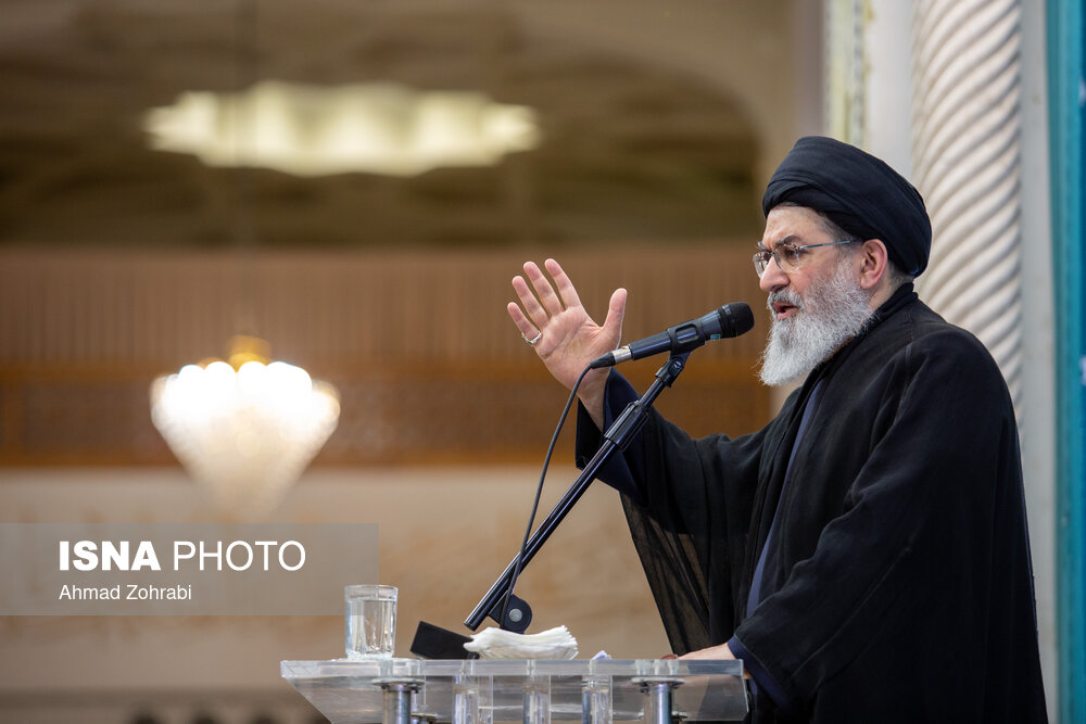 مراسم ختم شهدای مقاومت در حرم حضرت فاطمه معصومه(س)