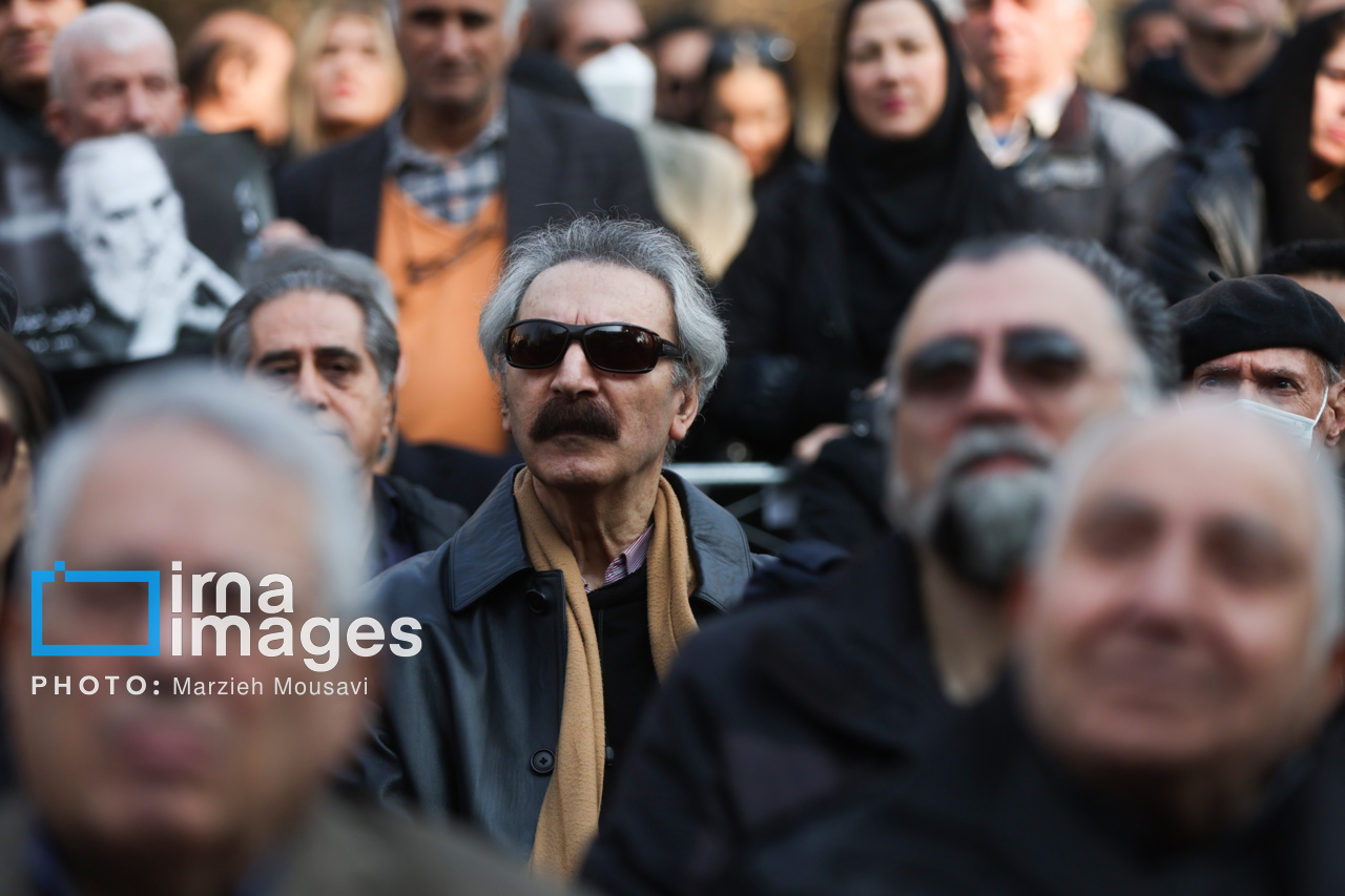  تشییع پیکر «فریدون شهبازیان»