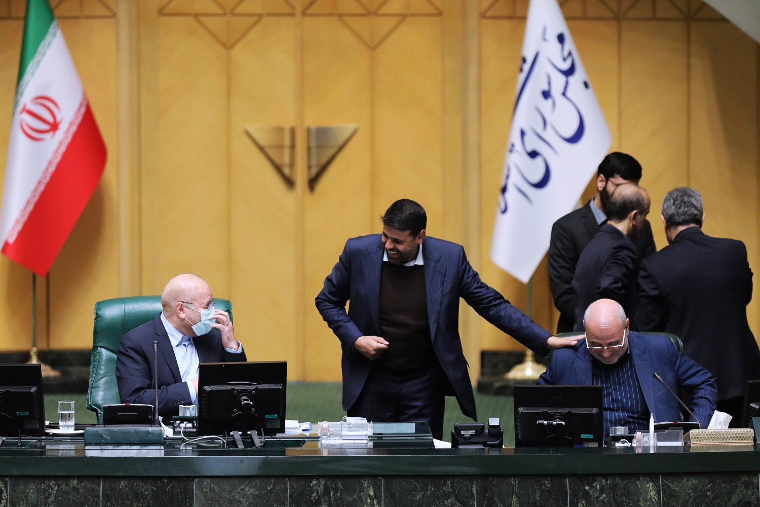 صحن علنی مجلس ۵ بهمن ماه 