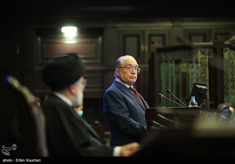 اعطای دکتری افتخاری دانشگاه ملی مسکو به رئیس جمهور