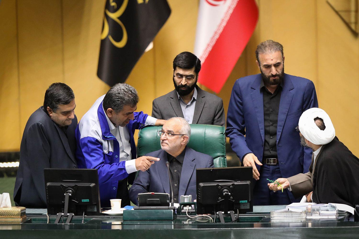 صحن علنی مجلس ۱۷ مرداد 