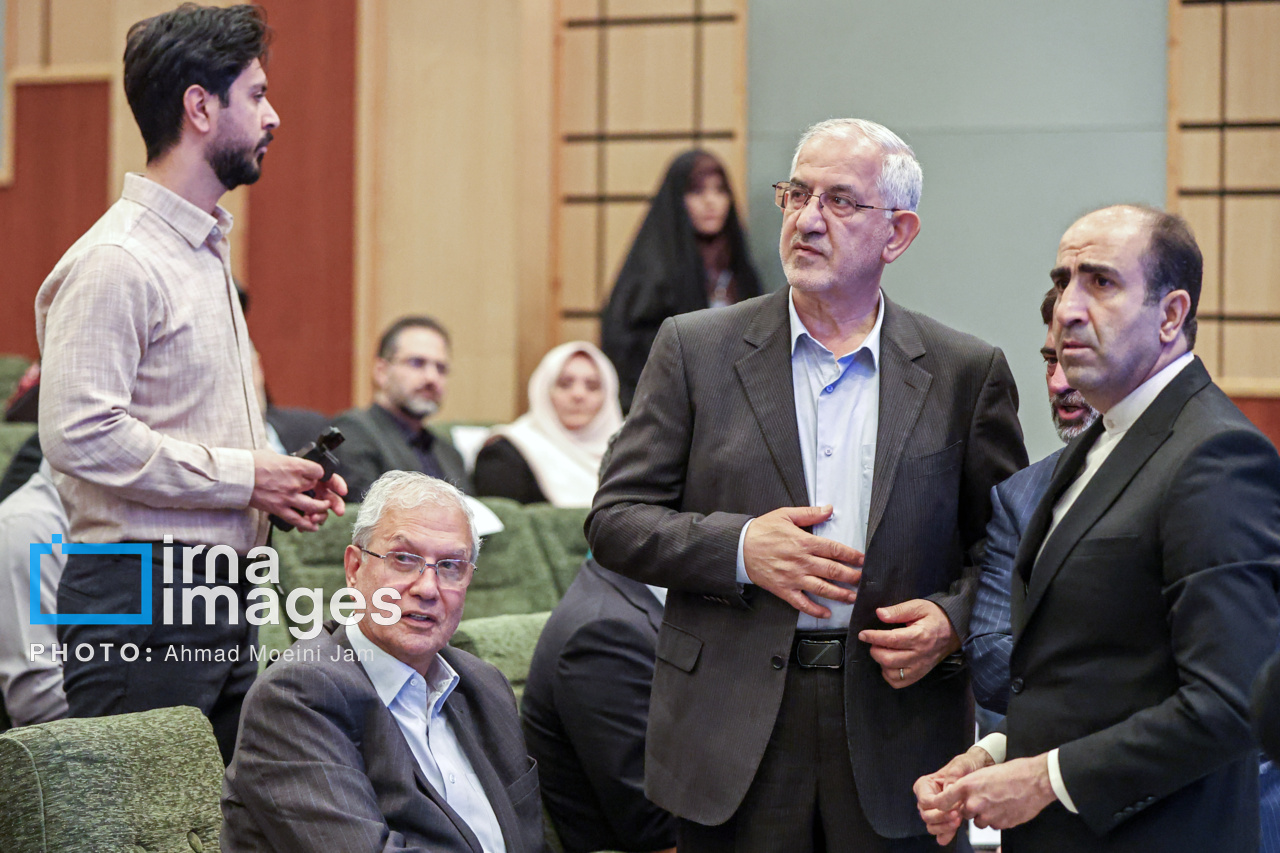 همایش روز جهانی ارتباطات با حضور پزشکیان