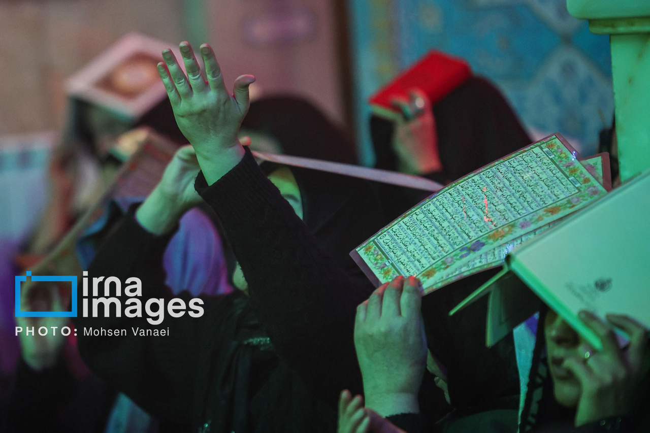  امامزاده پنج تن لویزان