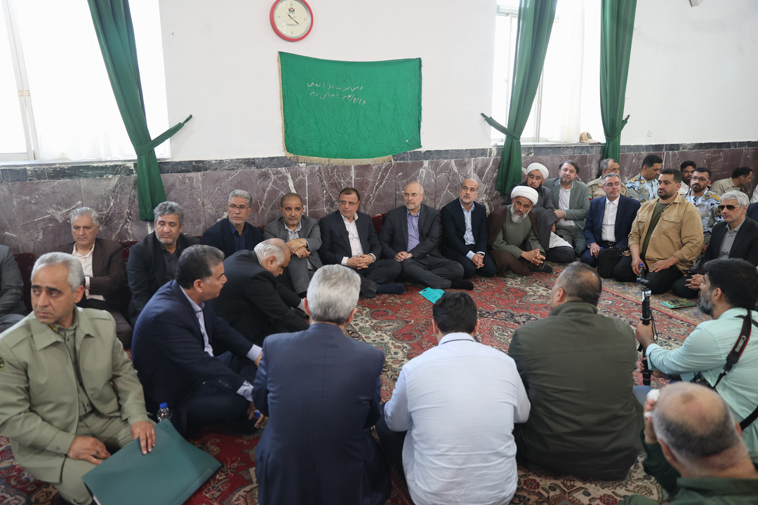  بازدید قالیباف از جزیره آشوراده