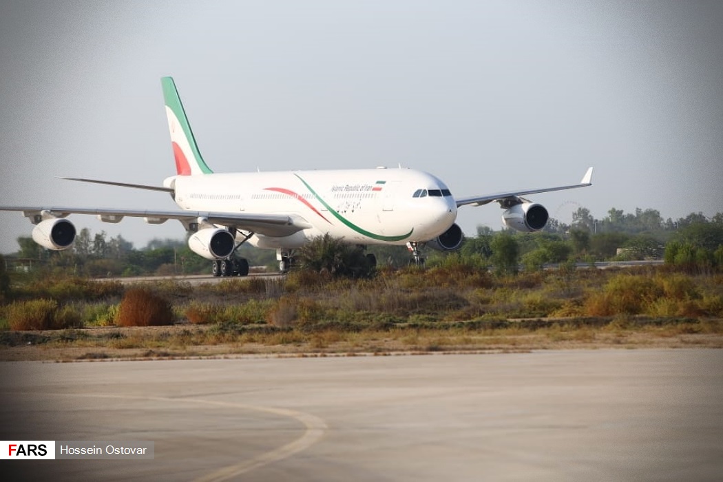 مراسم استقبال از رئیس‌جمهور در بوشهر