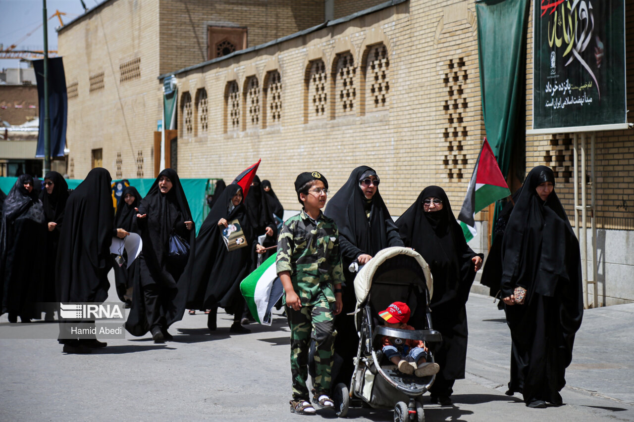 راهپیمایی سالگرد قیام ۱۵ خرداد در قم