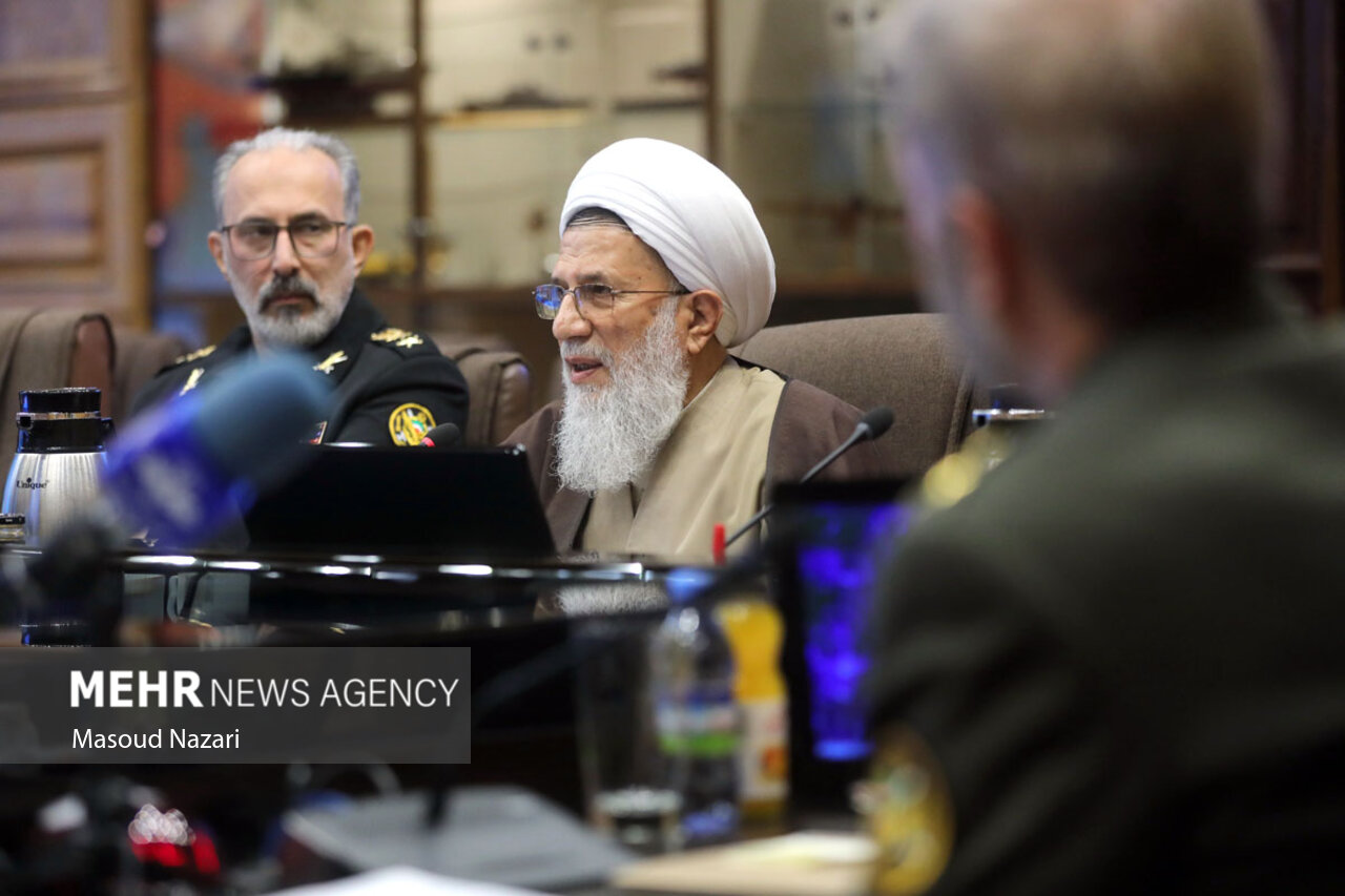 دیدار فرمانده کل ارتش با اعضای فراکسیون زنان مجلس