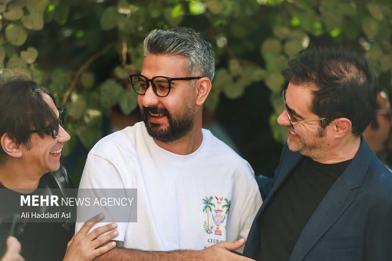 تصاویر مراسم تشییع پیکر ناصر تقوایی