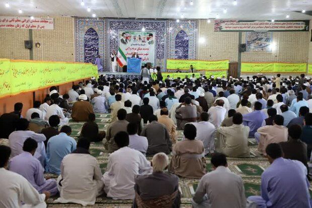 حجت‌الاسلام حاج علی اکبری: دشمن در حال انتقام از مردم است