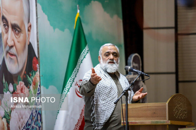 سردار نقدی: دشمن وحشت‌زده است