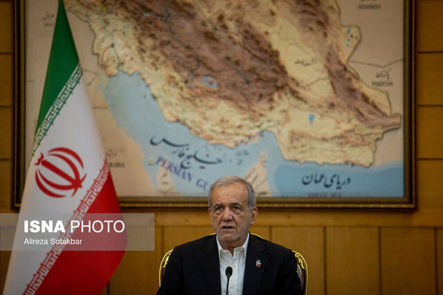 پزشکیان: ۴ ساعت با پوتین دیدار کردم