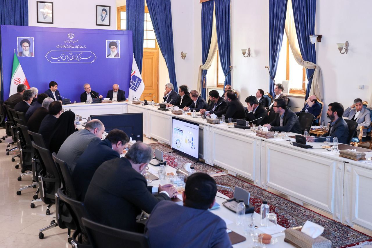 حضور پزشکیان در وزارت ارتباطات