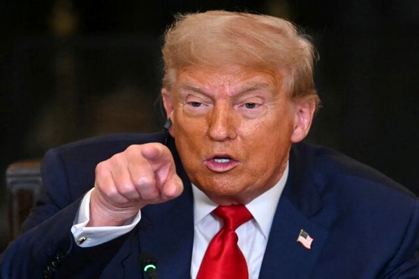 ترامپ: اگر ایران توافق می‌کرد "فقط سایت‌های هسته‌ای آنها را منفجر می‌کردیم، همین"