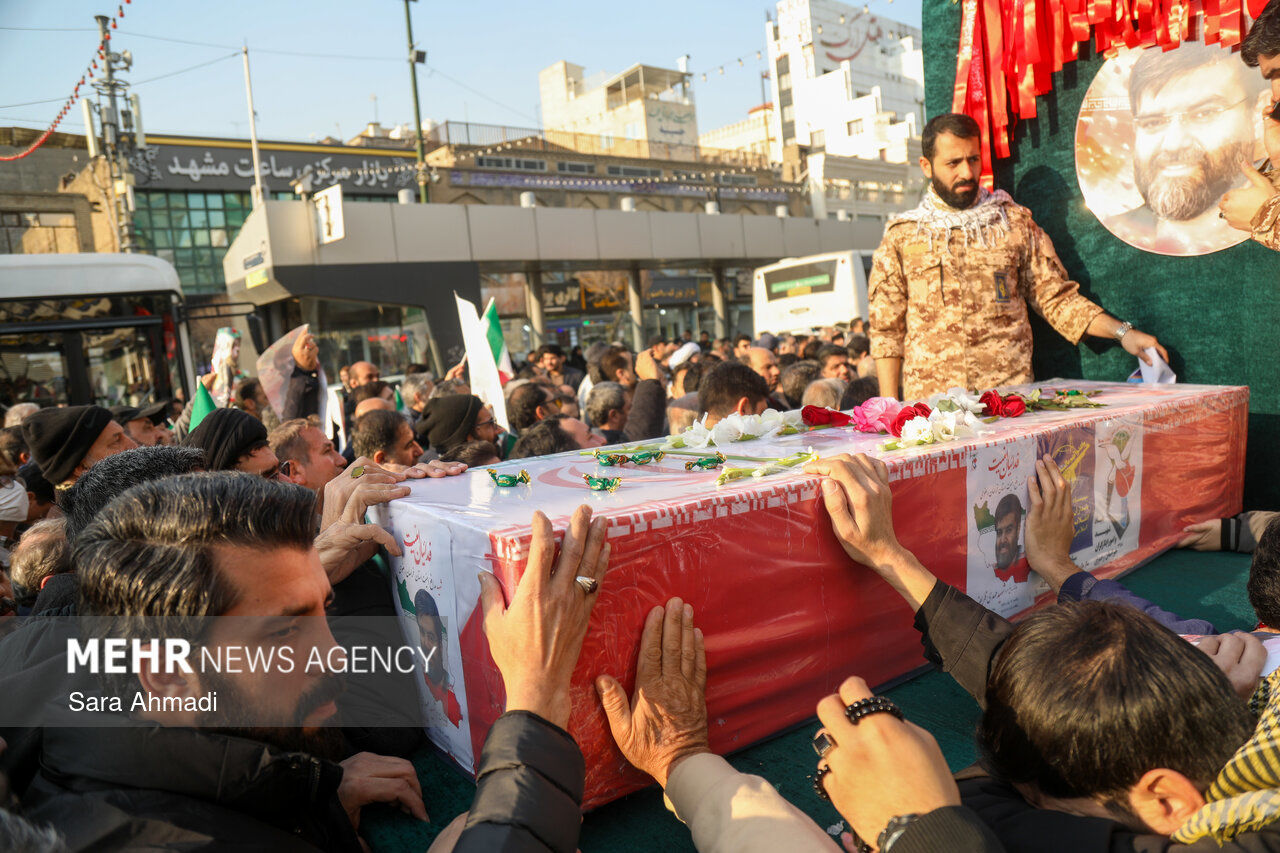 تصاویر: تشییع پیکر مطهر جانباز شهید مدافع امنیت «مهدی ظریف»