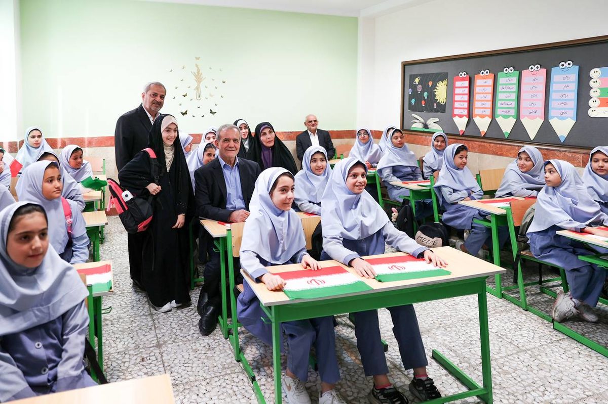 خاطره رئیسجمهور از دوران تحصیل در مدرسه