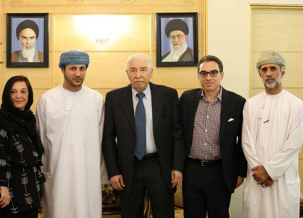 جاسوس دوتابعیتی از ایران خارج شد و به عمان رفت + فیلم