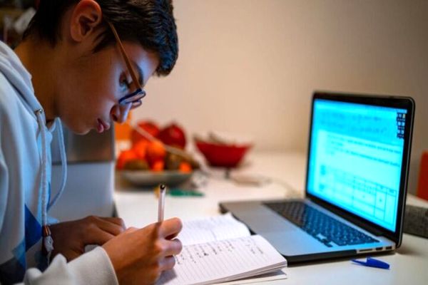 نحوه برگزاری آزمون مدارس در شرایط غیرحضوری 