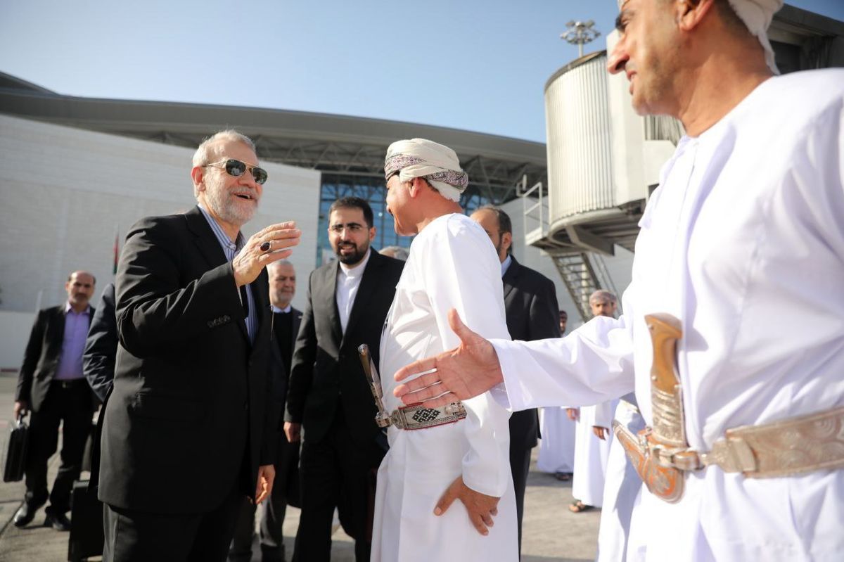 لاریجانی: سفر به عمان بسیار پربار و نویدبخش بود/ تاریخ دور بعدی مذاکرات در حال بررسی است