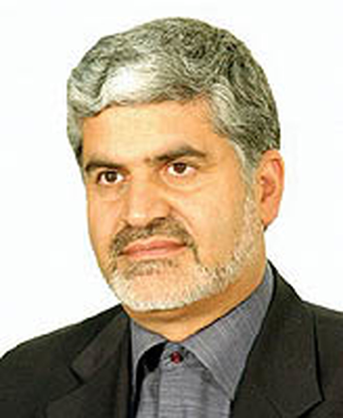 سهمیه بنزین امانت است و فروش آن شرعا ممنوع !