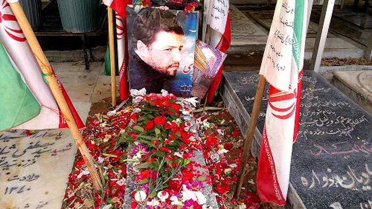 مقبره شهید مدافع حرم/عکس