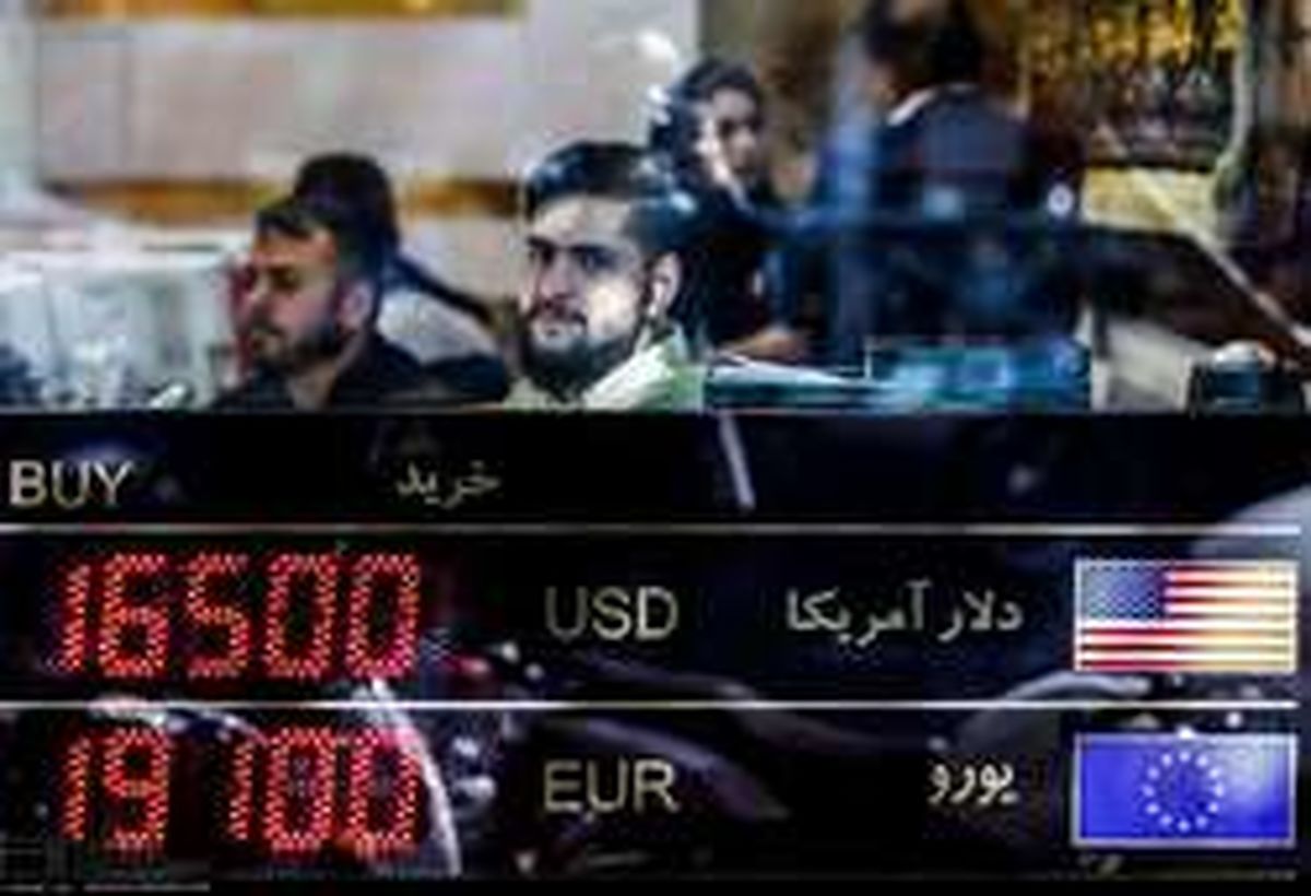 پیشبینی سقوط نرخ دلار تا زیر ۱۰ هزار تومان